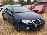 Gebraucht VW Passat 140 PS (102 kW) 2009 Blau Kombi