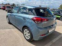 Brugt Hyundai i20 84 HK (61 kW) 2015 Blå Hatchback
