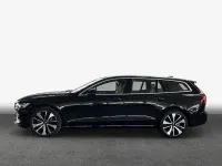 Gebraucht Volvo V60 Plus 197 PS (144 kW) 2023 Onyx black Kombi