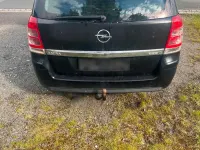 Usata Opel Zafira 120 CV (88 kW) 2012 Nero Monovolume