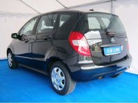 Gebraucht Mercedes A180 109 PS (80 kW) 2011 Schwarz metallic Limousine