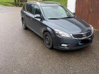 Second-hand Kia Ceed 105 CP (77 kW) 2012 Gri Hatchback