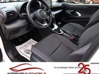 Gebraucht Toyota Yaris Comfort 125 PS (91 kW) 2023 Super white 2 Limousine