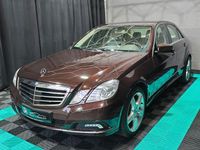 Gebraucht Mercedes E500 387 PS (284 kW) 2009 Braun Limousine
