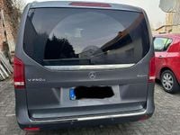 Gebraucht Mercedes V250 Edition 190 PS (139 kW) 2015 Grau Van / Kleinbus