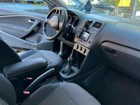 Gebraucht VW Polo 60 PS (44 kW) 2017 Schwarz Kleinwagen