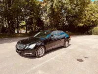 Gebraucht Mercedes E200 135 PS (99 kW) 2011 Schwarz Limousine