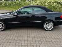 Gebraucht Mercedes CLK200 Avantgarde 163 PS (119 kW) 2005 Schwarz Cabrio