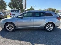 Używany Opel Astra Innovation 110 KM (80 kW) 2012 Srebrny Kombi