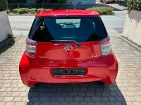 Gebraucht Toyota iQ 68 PS (50 kW) 2010 Rot Kleinwagen