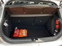 Gebraucht Hyundai i20 Passion 84 PS (61 kW) 2016 Silber Kleinwagen