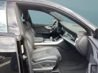 Gebraucht Audi Q8 286 PS (210 kW) 2023 Schwarz SUV
