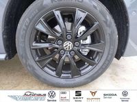 Gebraucht VW Multivan Life 150 PS (110 kW) 2025 Pure grey (grau) Van