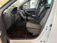 Gebraucht Dacia Duster 105 PS (77 kW) 2012 Weiss SUV