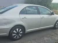 Gebraucht Toyota Avensis 129 PS (94 kW) 2004 Grau Limousine