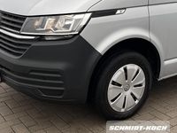Gebraucht VW T6.1 2024 Reflexsilber (silber) Van
