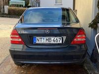 Gebraucht Mercedes C180 Classic 129 PS (94 kW) 2000 Blau Limousine
