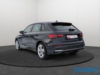 Käytetty Audi A3 Advanced Plus 150 HP (110 kW) 2025 Harmaa Sedan