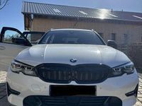 Gebraucht BMW 330 Sport Line 258 PS (189 kW) 2019 Weiß Kombi