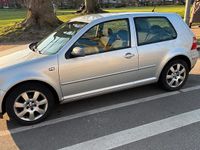Second-hand VW Golf IV Pacific 75 CP (55 kW) 2003 Argintiu