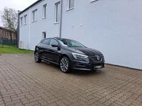 Gebraucht Renault Mégane IV Techno 160 PS (117 kW) 2023 Black pearlschwarz Limousine
