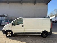Gebraucht Opel Vivaro 114 PS (83 kW) 2012 Weiß Van / Kleinbus