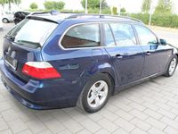 Gebraucht BMW 523 Advantage 190 PS (139 kW) 2008 Blau Kombi