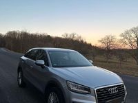 Gebraucht Audi Q2 Ambiente 150 PS (110 kW) 2019 Silber SUV