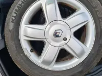 Używany Renault Clio II Expression 75 KM (55 kW) 2002 Szary Sedan/Limuzyna