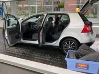 Gebraucht VW Golf IV 75 PS (55 kW) 2004 Silber Kleinwagen