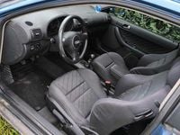 Gebraucht Audi A3 Ambiente 101 PS (74 kW) 2002 Blau Kleinwagen
