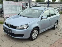 Gebraucht VW Golf VI Comfortline 105 PS (77 kW) 2010 Heaven blue metallic Kleinwagen