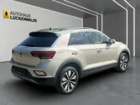 Gebraucht VW T-Roc Pro 150 PS (110 kW) 2023 Silber SUV