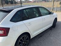Gebraucht Skoda Rapid Ambition 105 PS (77 kW) 2014 Weiß Kleinwagen