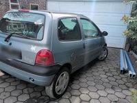Gebraucht Renault Twingo 75 PS (55 kW) 2004 Silber Kleinwagen
