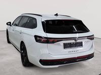 Second-hand VW Passat R-line 193 CP (141 kW) 2025 Alb Break
