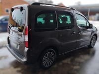 Gebraucht Peugeot Partner Tepee 99 PS (72 kW) 2017 Braun Van / Kleinbus