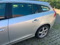 Gebraucht Volvo V60 114 PS (83 kW) 2011 Grau Kombi