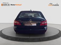 Gebraucht Mercedes E250 204 PS (150 kW) 2011 Schwarz Kombi