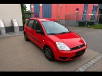 Gebraucht Ford Fiesta 81 PS (59 kW) 2005 Rot Kleinwagen