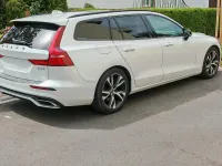 Gebraucht Volvo V60 R-Design 150 PS (110 kW) 2019 Weiß Kombi