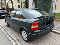 Second-hand Opel Astra 2000 Verde Berlinǎ