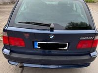 Gebraucht BMW 523 170 PS (125 kW) 2000 Blau Kombi