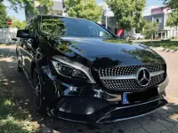 Gebraucht Mercedes A180 AMG line 136 PS (100 kW) 2018 Schwarz Kleinwagen
