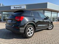 Gebraucht Audi Q2 Basis 150 PS (110 kW) 2022 Schwarz SUV