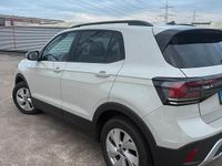 Gebraucht VW T-Cross 95 PS (69 kW) 2025 Beige SUV