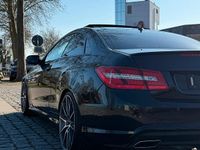 Gebraucht Mercedes E500 388 PS (285 kW) 2009 Schwarz Coupé