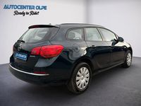 Gebraucht Opel Astra 110 PS (80 kW) 2015 Grün Kombi
