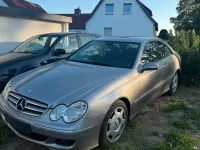 Gebraucht Mercedes CLK220 150 PS (110 kW) 2008 Silber Coupé