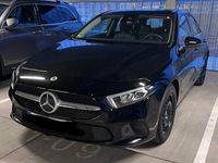 Gebraucht Mercedes A160 109 PS (80 kW) 2021 Schwarz Limousine